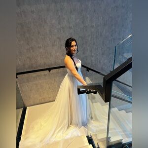 Join me in a‎ Posh Live